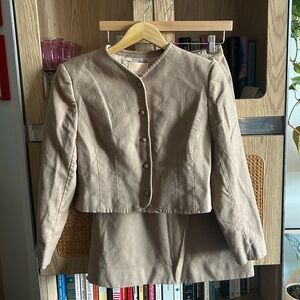 Vintage Pendleton 100% Virgin Wool Skirt Suit Set Camel/Tan Sz 8/Sz 6 USA